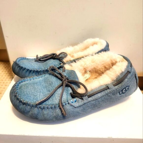 UGG "Dakota" Teal Suede Sheeps Wool Lined Moccasin Slippers Sz.6  Ret $110 - Picture 2 of 10